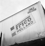 171596 Afbeelding van een gekoelde container van Frico te Leeuwarden.